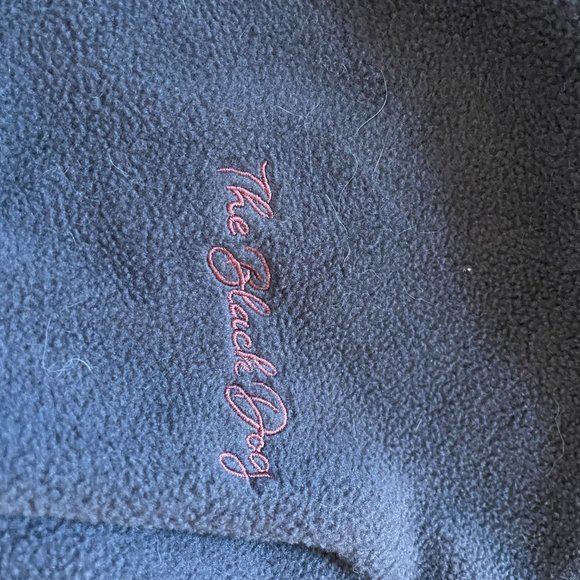 The Black Dog Quarter Zip - Picture 3 of 3